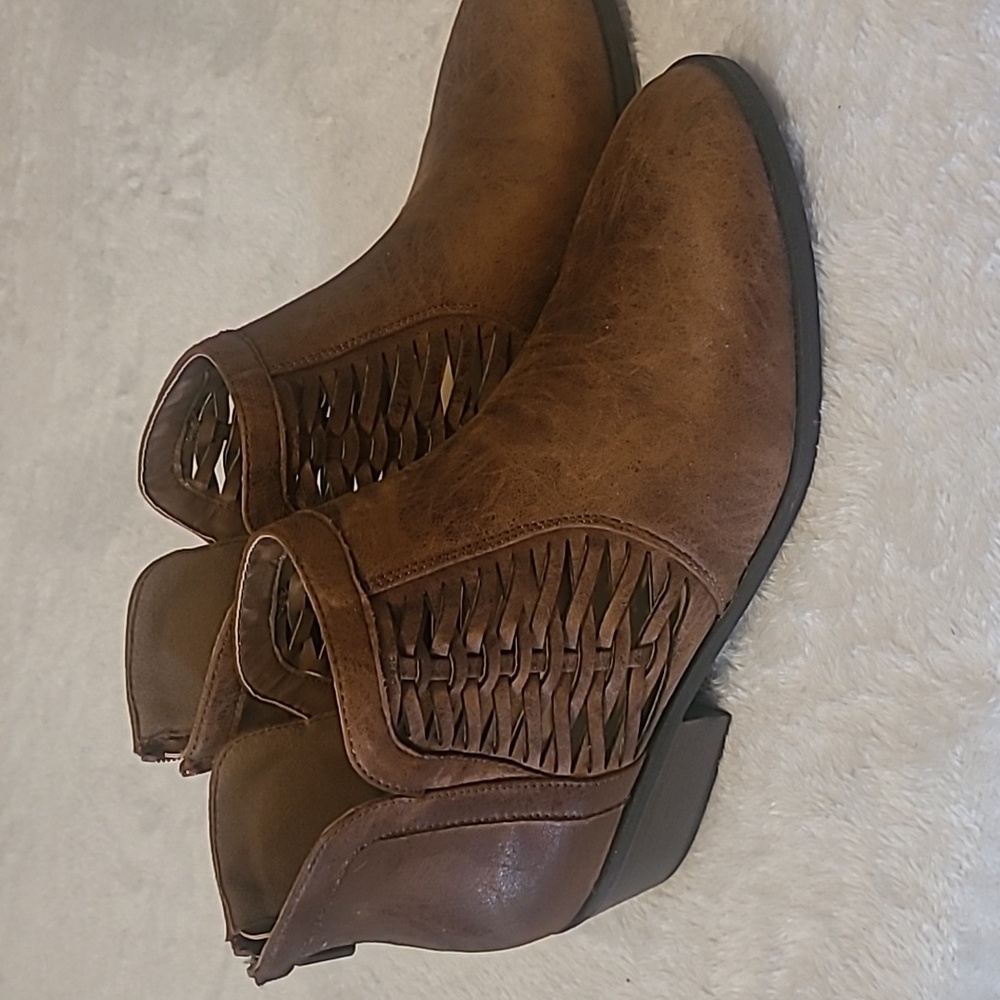 JustFab Tan Woven Ankle Booties